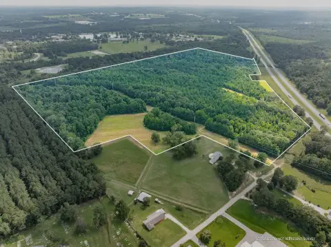 94 Acres Commercial Land I-59