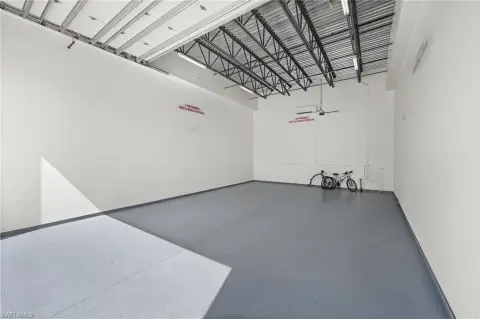 Air-Conditioned Vehicle Storage Unit