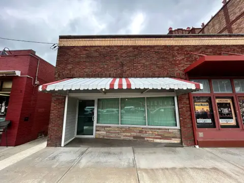 Retail Space with Full Kitchen