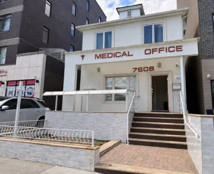 Furnished Medical Office With Imaging Equipment