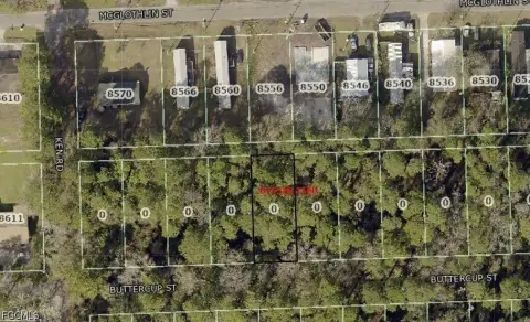Residential Land in Jacksonville, FL