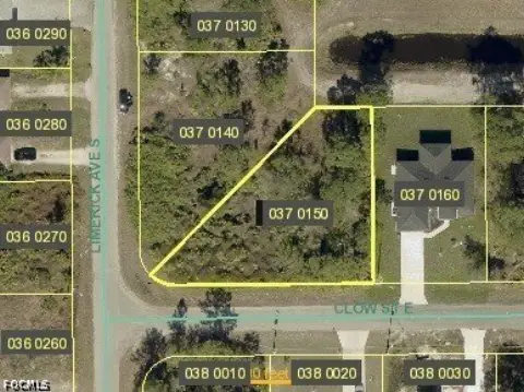 Corner Lot in Lehigh Acres
