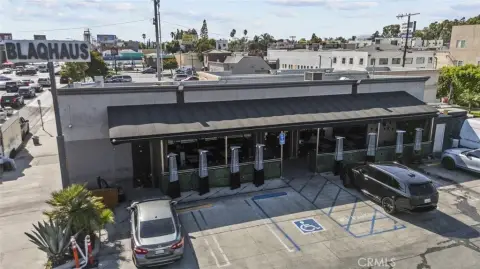 North Hollywood Restaurant/Bar Opportunity