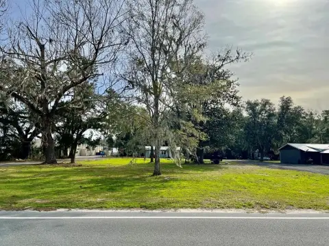 Vacant Lot in Cross City