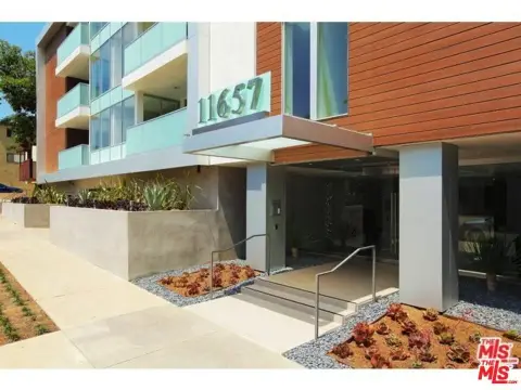 Brentwood Condos: Income Opportunity