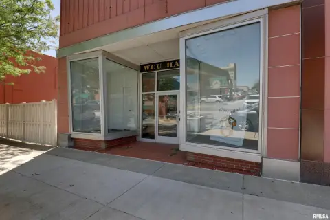 Two-Story Restaurant Building