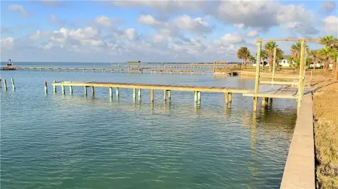 Waterfront Acreage in Copano Village