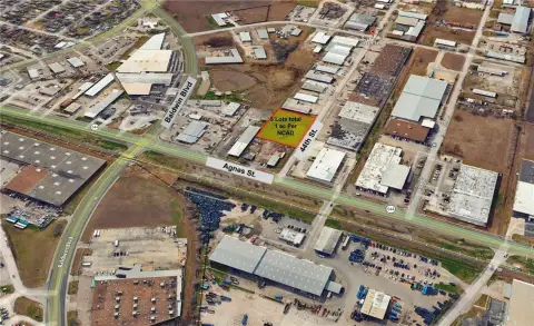 Industrial Lots on 44th Street