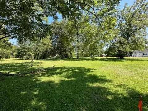 Residential Land in Midland City