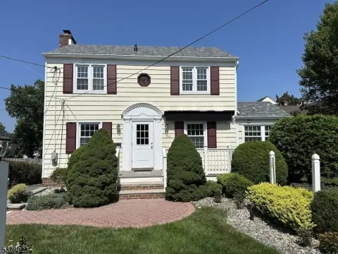 Renovated Commercial Space on Main