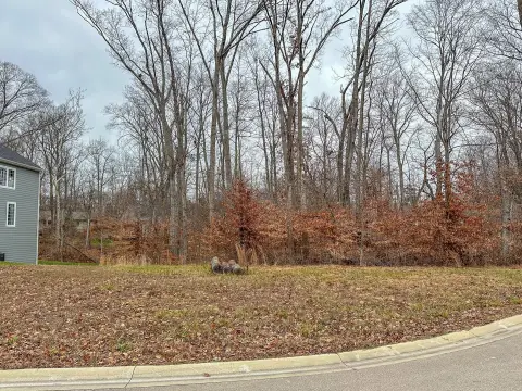 Residential Building Lot in Cul-de-Sac