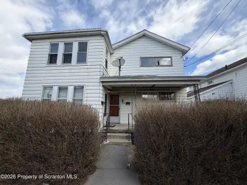 Scranton Duplex with Investment Potential