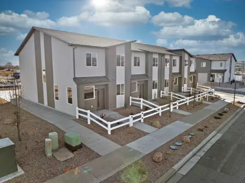 Townhome-Style Multifamily Community