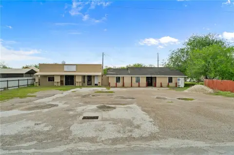 Kingsville Commercial Investment Opportunity