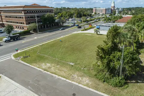 Commercial Land in Green Cove