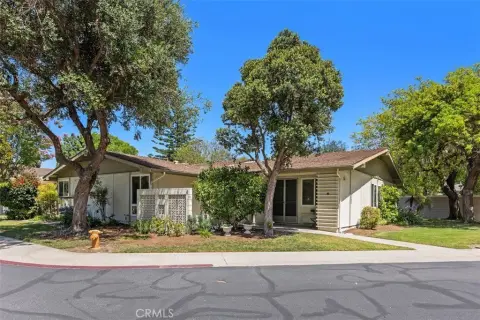 Residential Income Quadplex