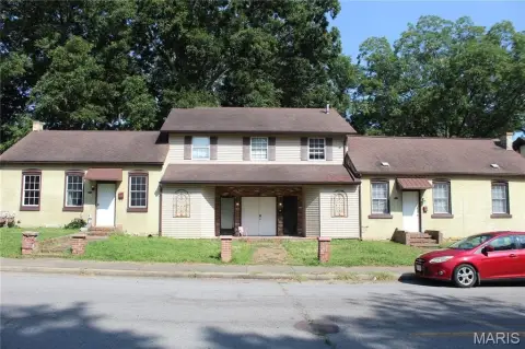 Brick Triplex Near University