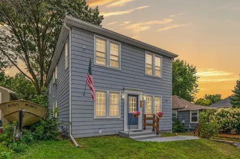 Updated Duplex With Lake Access