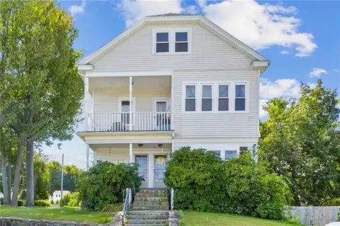 Three-Unit Triplex with Garage