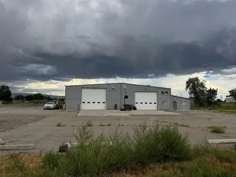 Office-Warehouse Flex Space