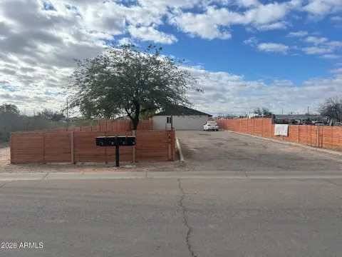 Remodeled Casa Grande Income Property