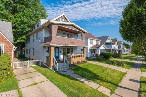 Duplex with Historic Character