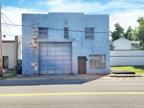 Auto Shop and Detail Facility