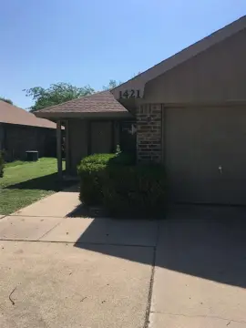 Abilene Duplex with Tenant Income