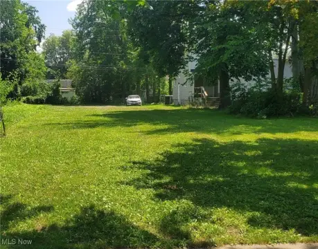 Buildable Lot in Elyria