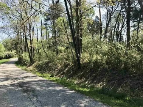 Wooded Residential Lot in Golf Community