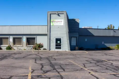 Pocatello Commercial Building on Large Lot