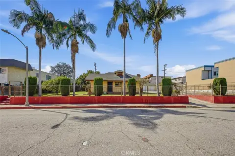 Expansive Lot in Downtown Alhambra