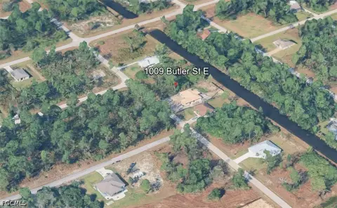 Waterfront Lot in Lehigh Acres