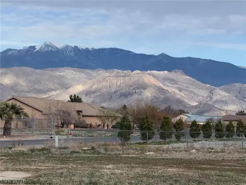 Residential Corner Lot with Water Rights
