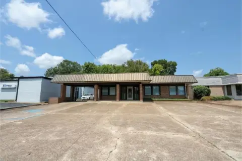 High-Visibility Medical Office Building