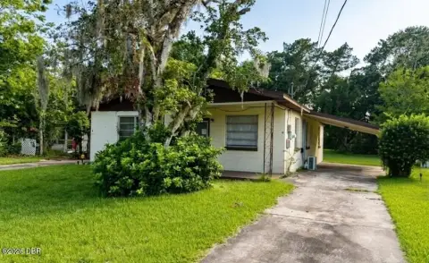 Well-Maintained Duplex With Two Units