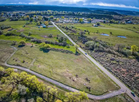 Agricultural Land with Year-Round Water
