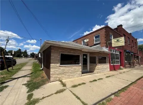 Mixed-Use Property with Restaurant Space