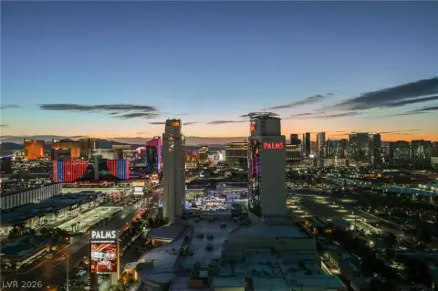 Las Vegas High-Rise Dual Unit