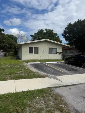Updated Triplex with Impact Windows