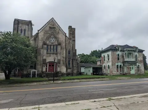 Springfield Commercial Corner Lot Package