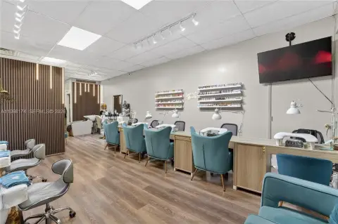 Retail Space in Little Havana