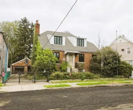Two-Family Home in Throggs Neck