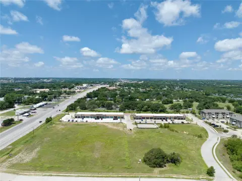 Signalized Commercial Land