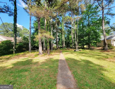 Residential Lot in Established Neighborhood