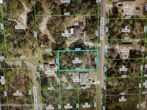 Residential Land in Brooksville, FL