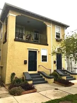Renovated Duplex with Central HVAC