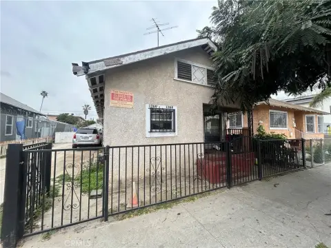 Los Angeles Triplex Investment Opportunity