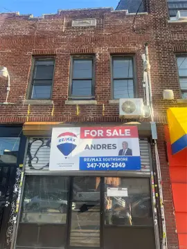Renovated Mixed-Use Property with Storefront