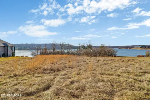 Holiday Hills Lakefront Property